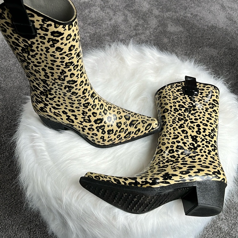 Cowboy Rain Boots Size 6